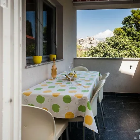 Spring Apartment * Split